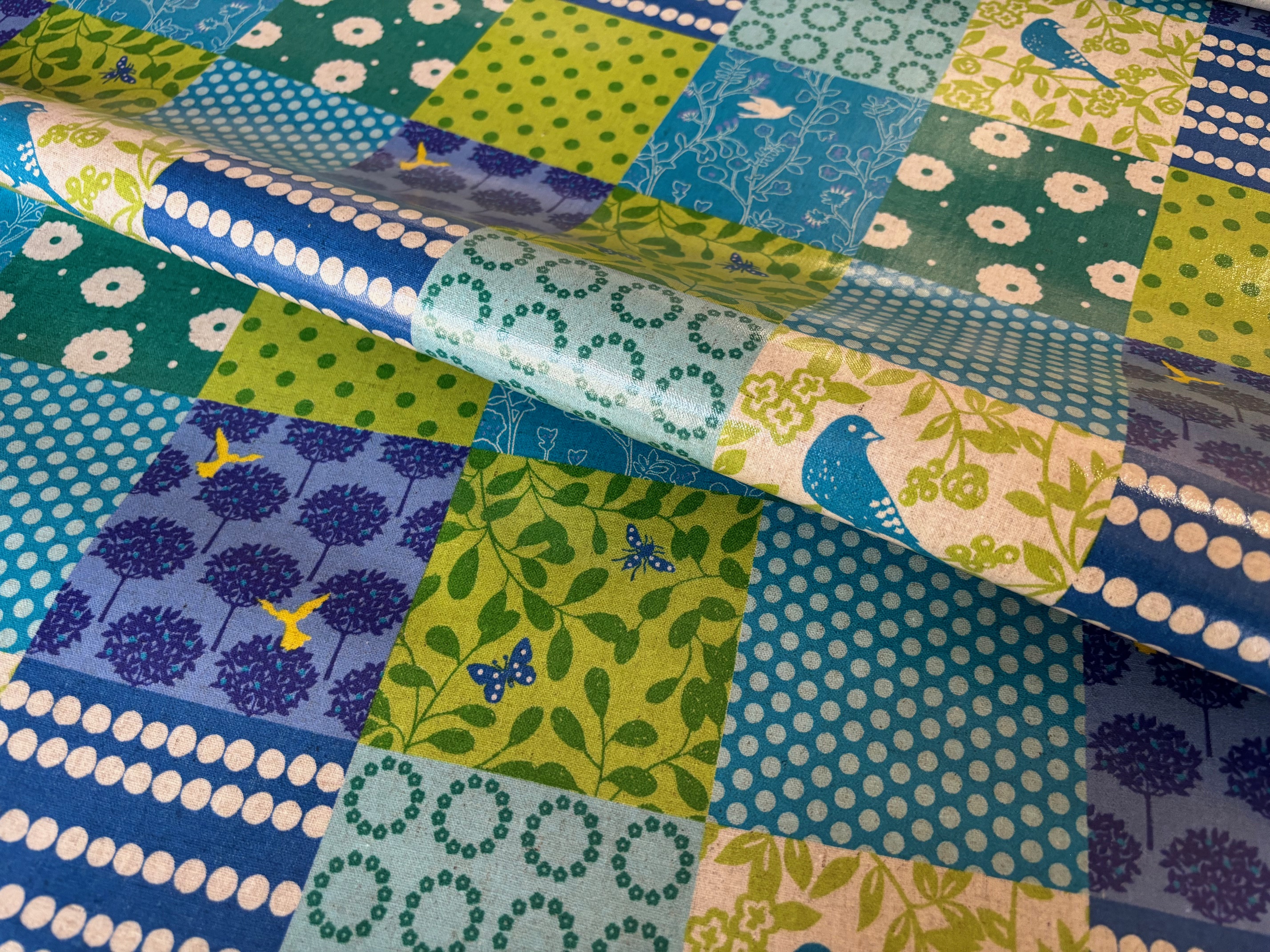 Wachstuch Musterquadrate Grün/Türkis Echino Kokka