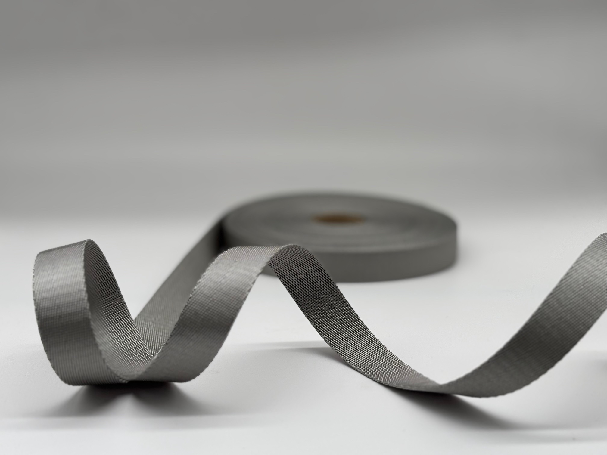 Gurtband Polyester Silbergrau 20 mm 033