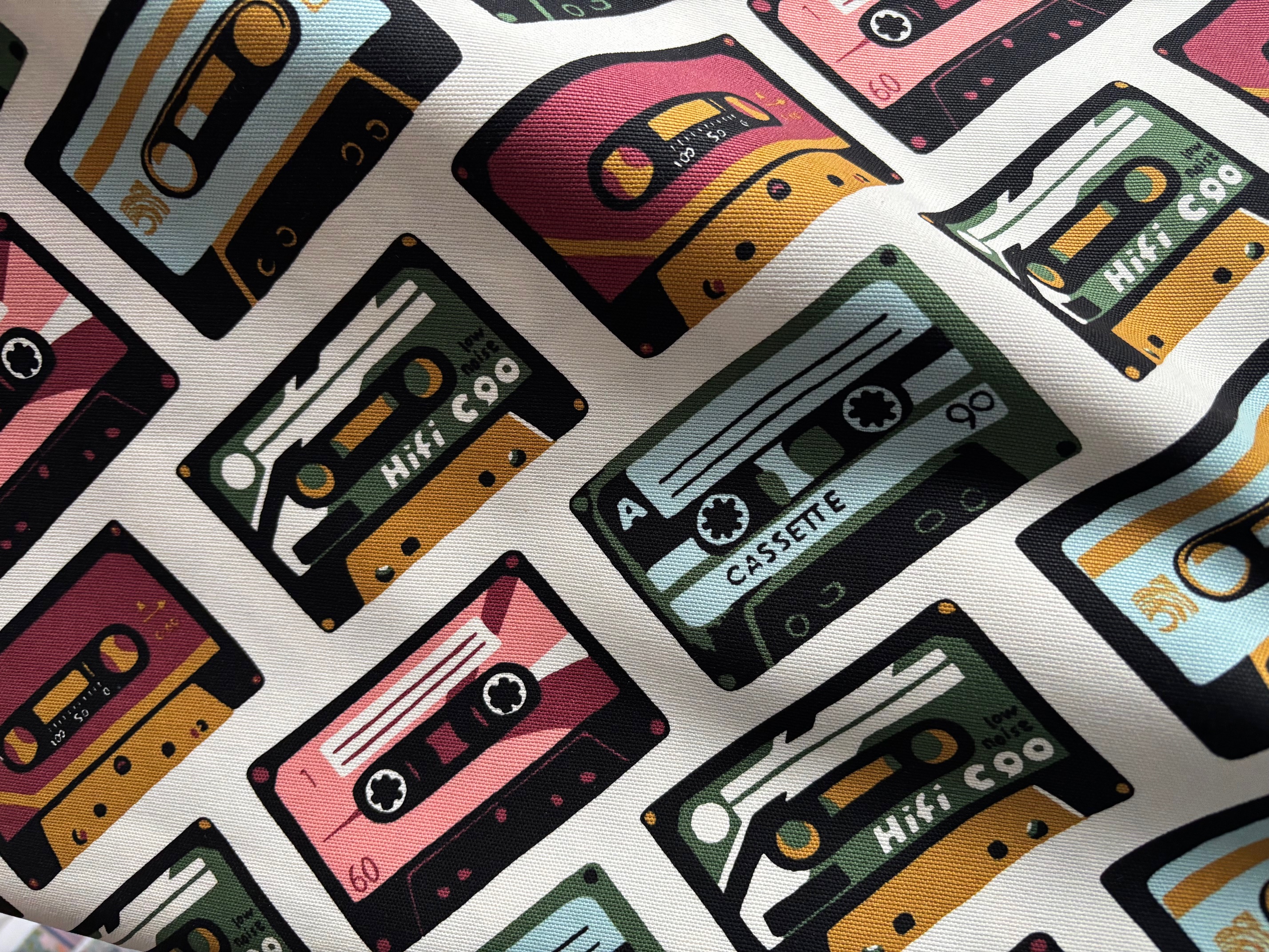 BIO-Canvas Mixed Tape Retro Kassette Cloud9