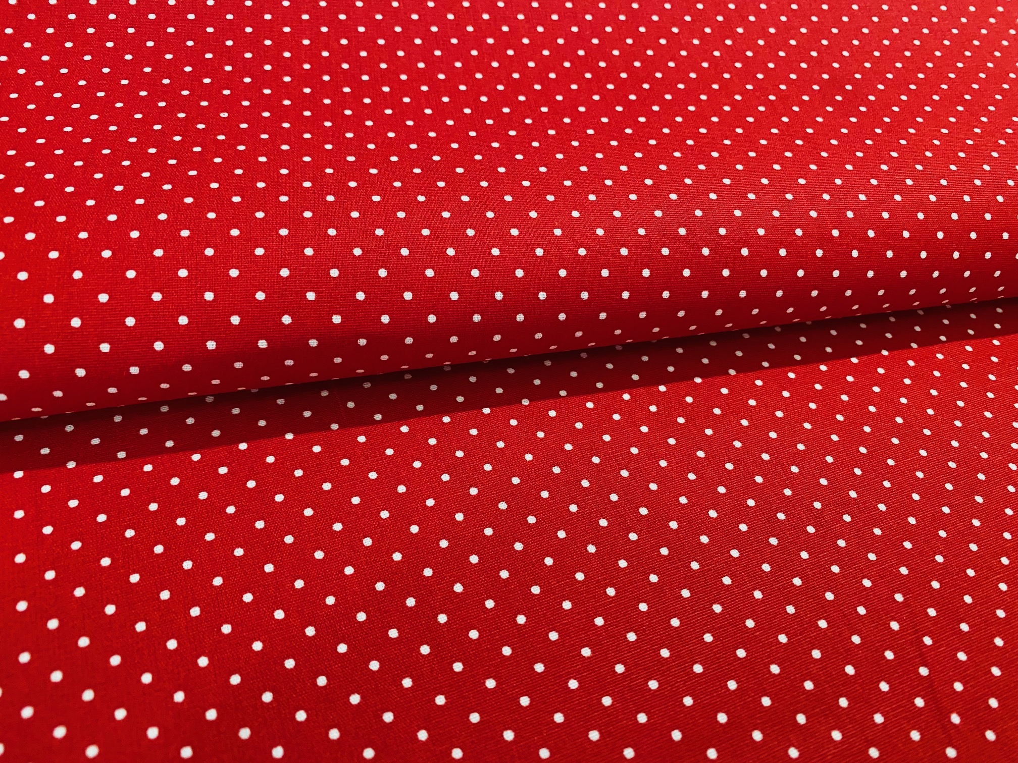 Baumwollstoff Pünktchen Weiß auf Rot VH 004
