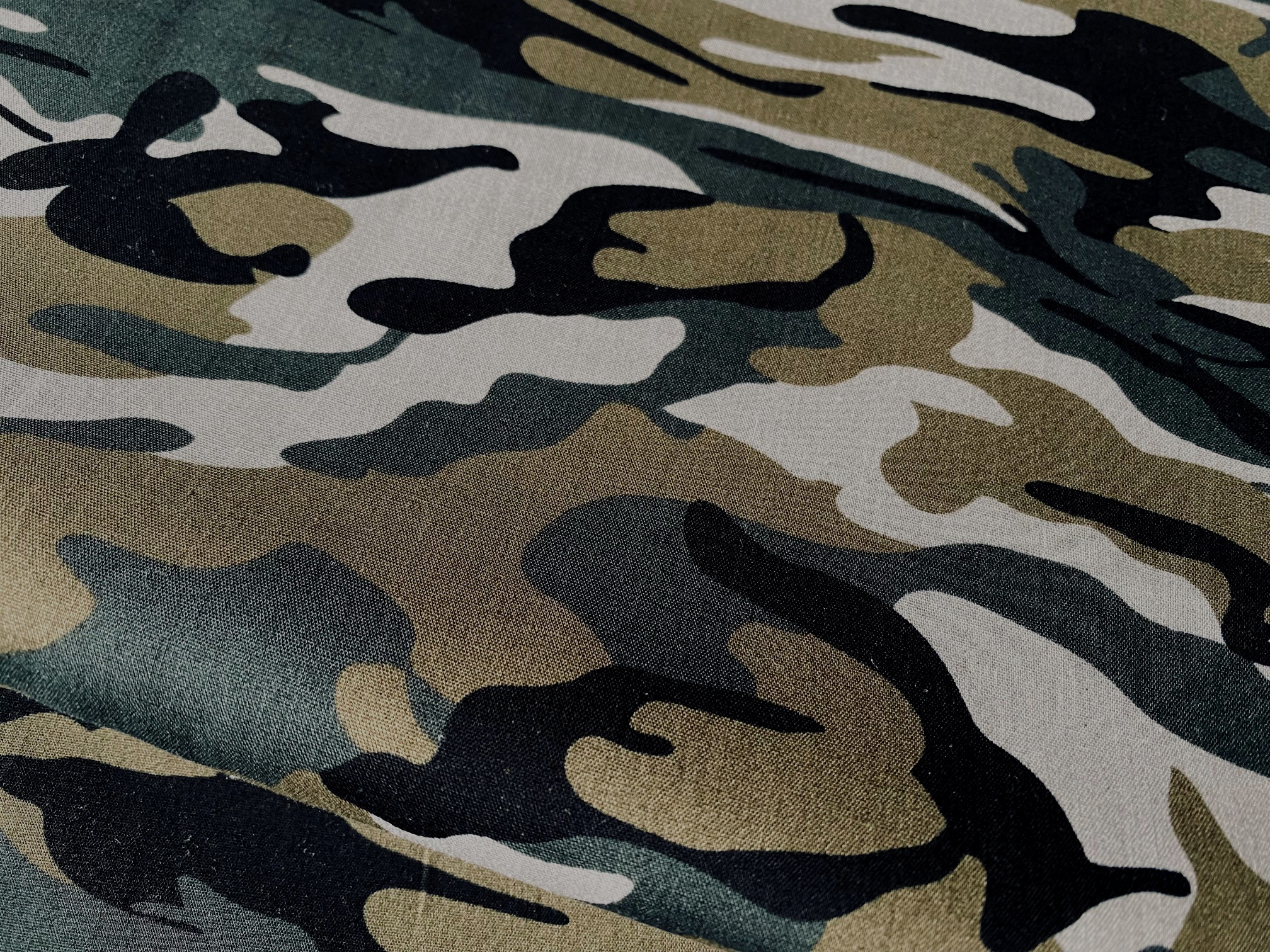 Baumwollstoff Camouflage Khaki Schwarz Dunkelgrün