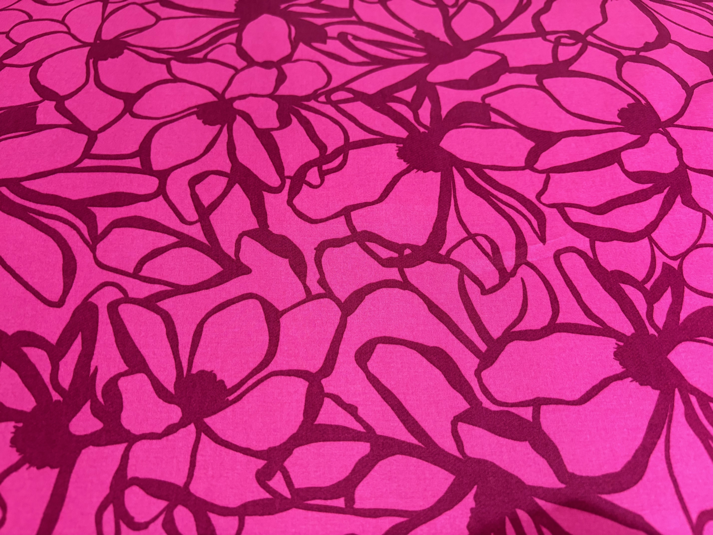 Baumwollsatin Magnolia Pink Dunkelrot Nerida Hansen