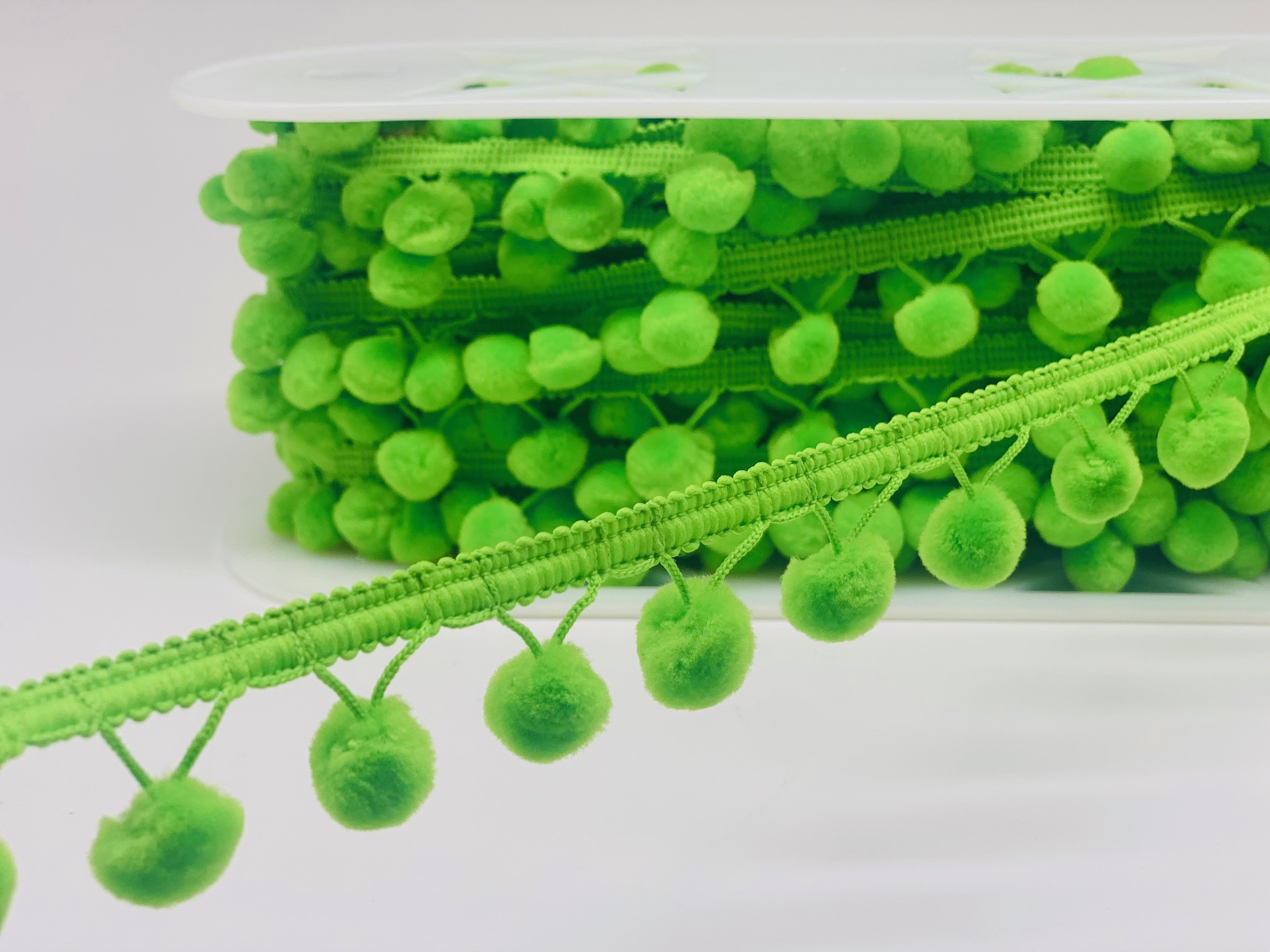 Bommelborte Groß Grün 20 mm 16