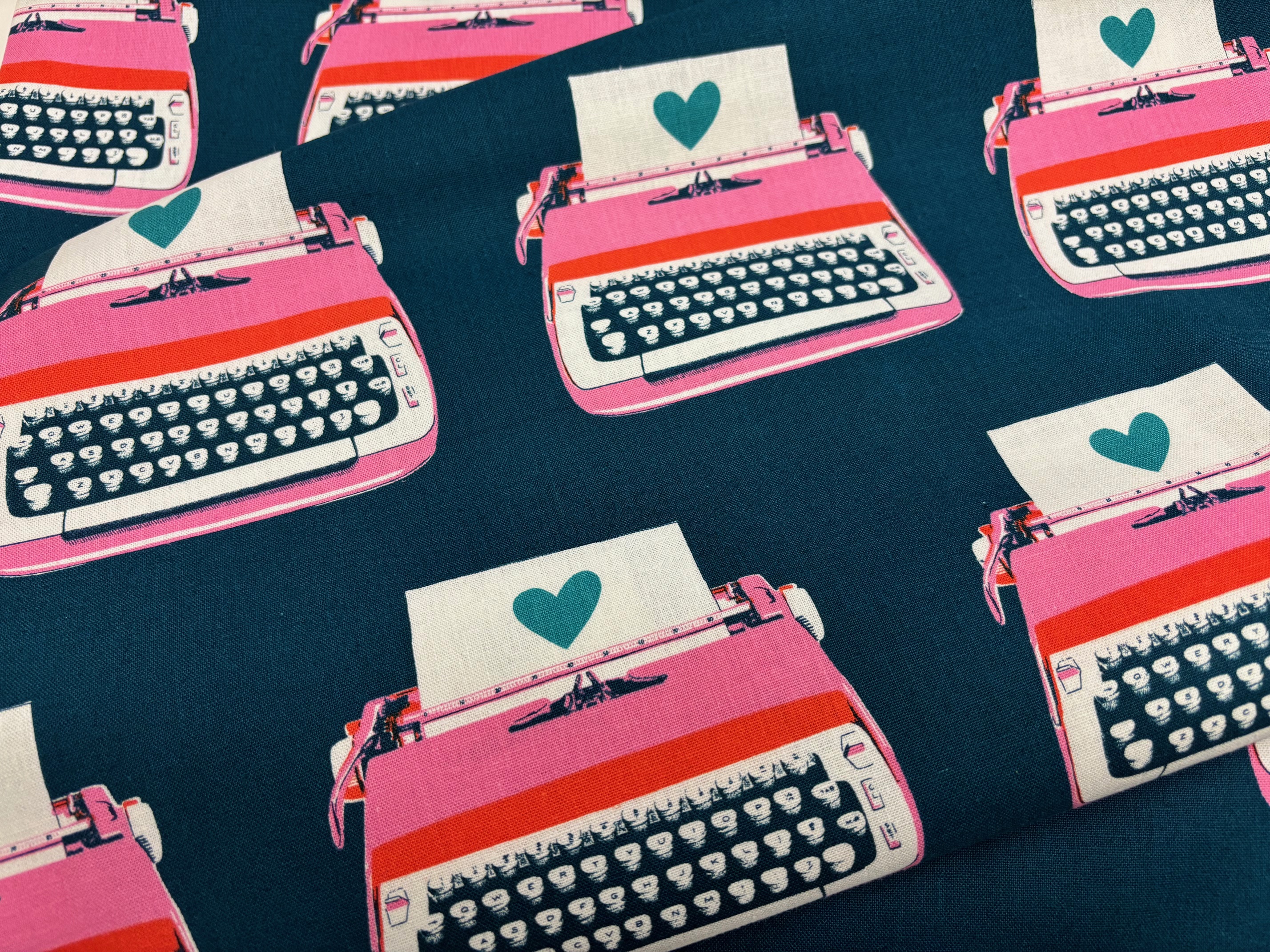 Canvas Retro Schreibmaschine Best day ever Ruby Star Society