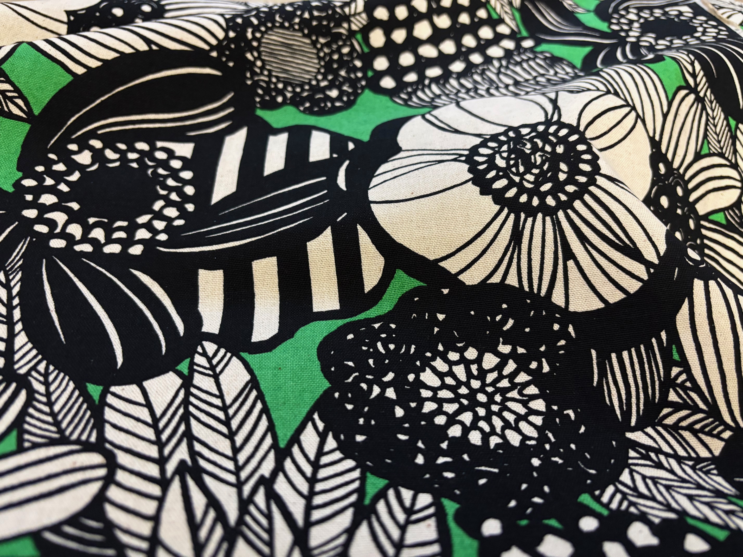 Dekostoff Mega Blumen Schwarz Grün Canvas