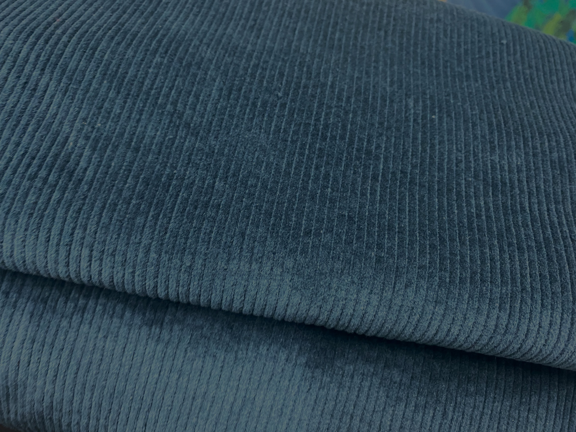 Breitcord Uni Bubble Dunkelblau Marine Washed Stretch